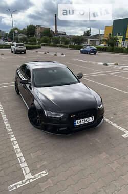 Седан Audi A4 2013 в Житомире