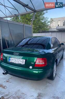 Седан Audi A4 2000 в Житомире