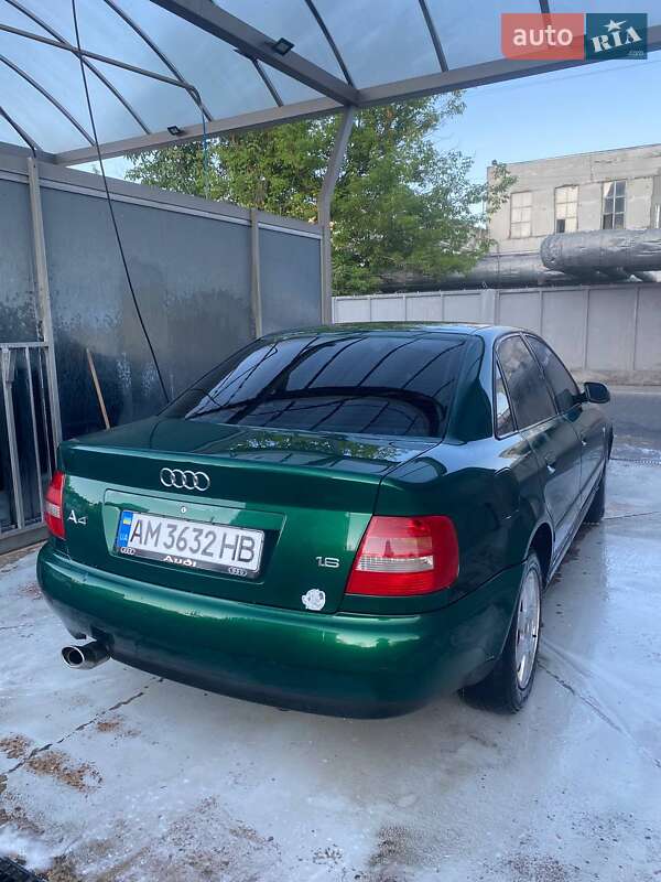 Седан Audi A4 2000 в Житомирі