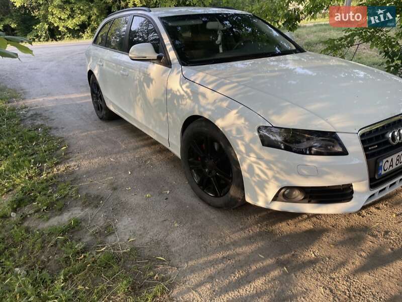 Универсал Audi A4 2009 в Лысянке