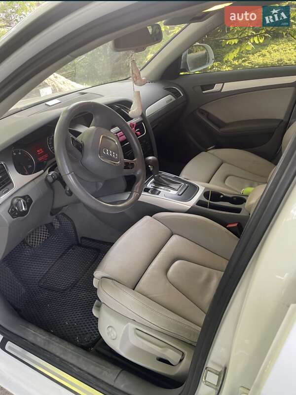 Универсал Audi A4 2009 в Лысянке
