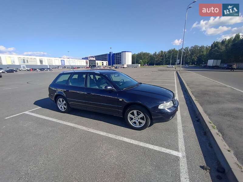 Универсал Audi A4 2001 в Киеве