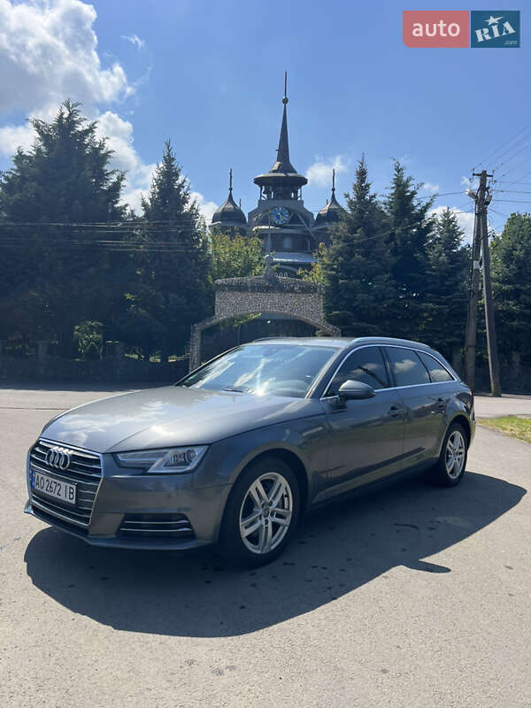 Универсал Audi A4 2016 в 