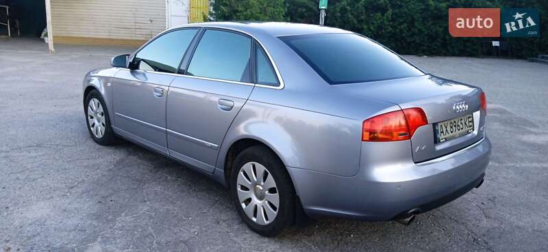 Седан Audi A4 2004 в Харькове