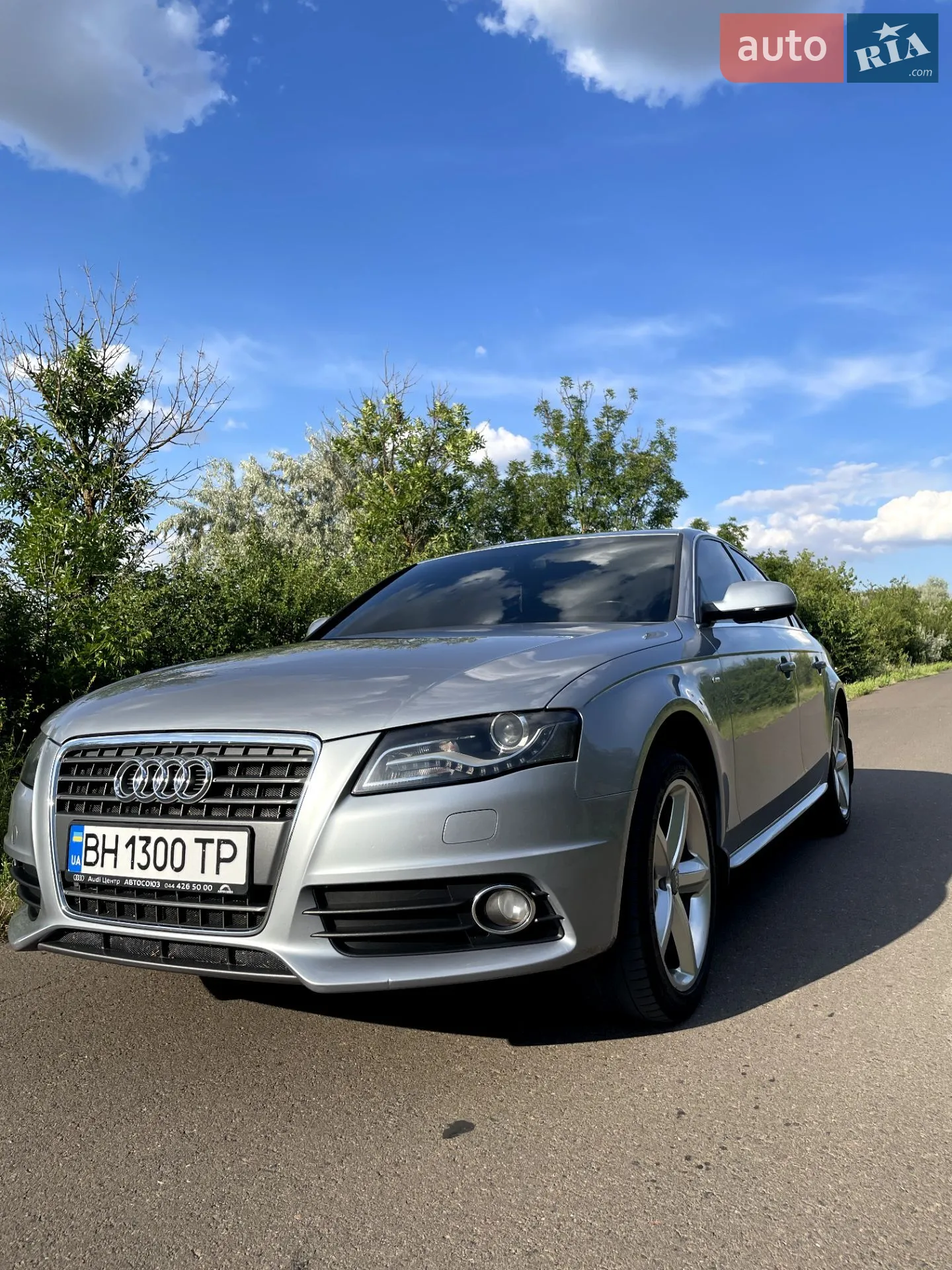 2011 Audi A4 - мініатюра 4