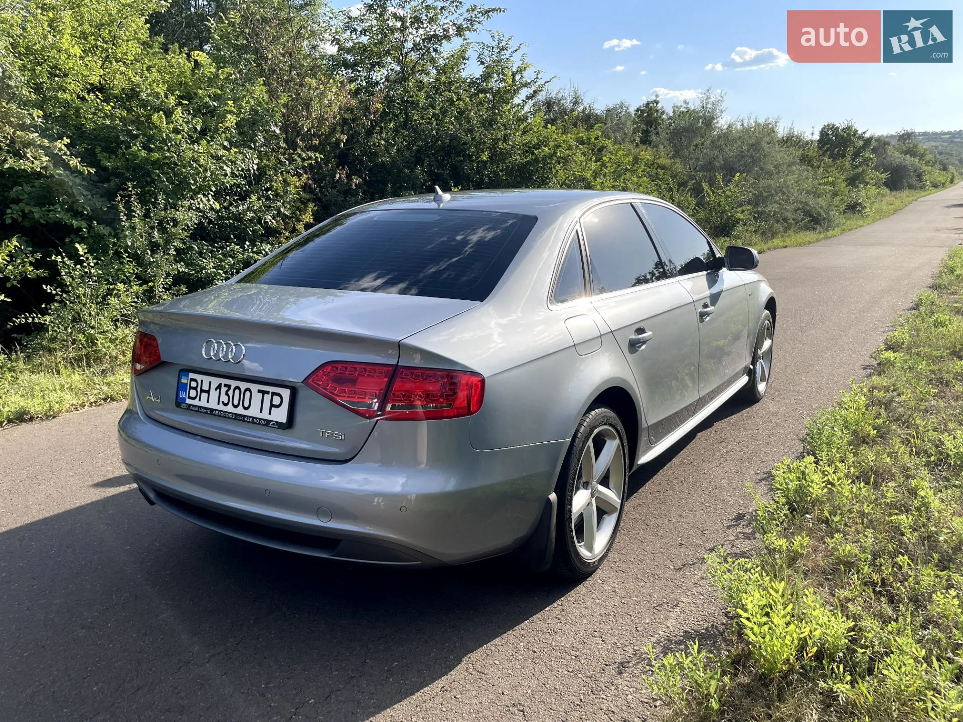 2011 Audi A4 - мініатюра 8