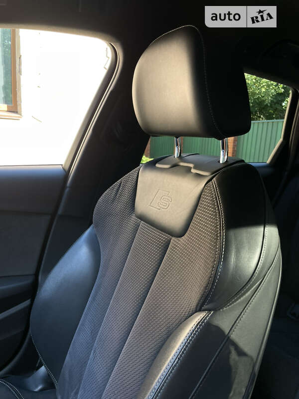 Универсал Audi A4 2016 в Полтаве