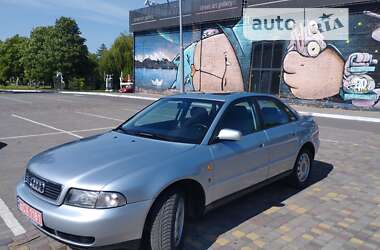 Седан Audi A4 1997 в Луцьку