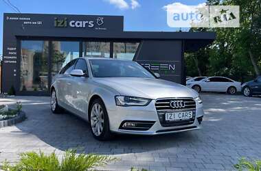 Седан Audi A4 2013 в Львові