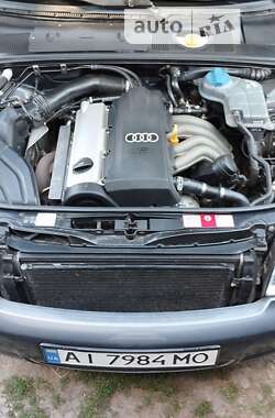 Седан Audi A4 2002 в Яготині