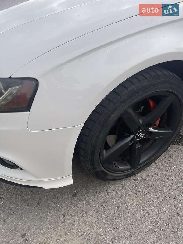 Седан Audi A4 2012 в Киеве фото 10 Седан Audi A4 2012 в Киеве