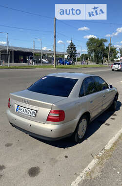 Седан Audi A4 1999 в Дніпрі