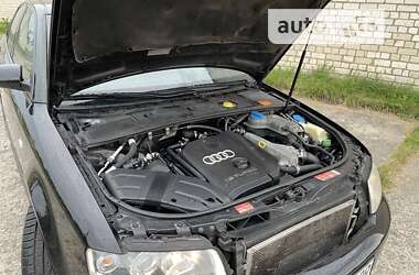 Седан Audi A4 2003 в Рівному