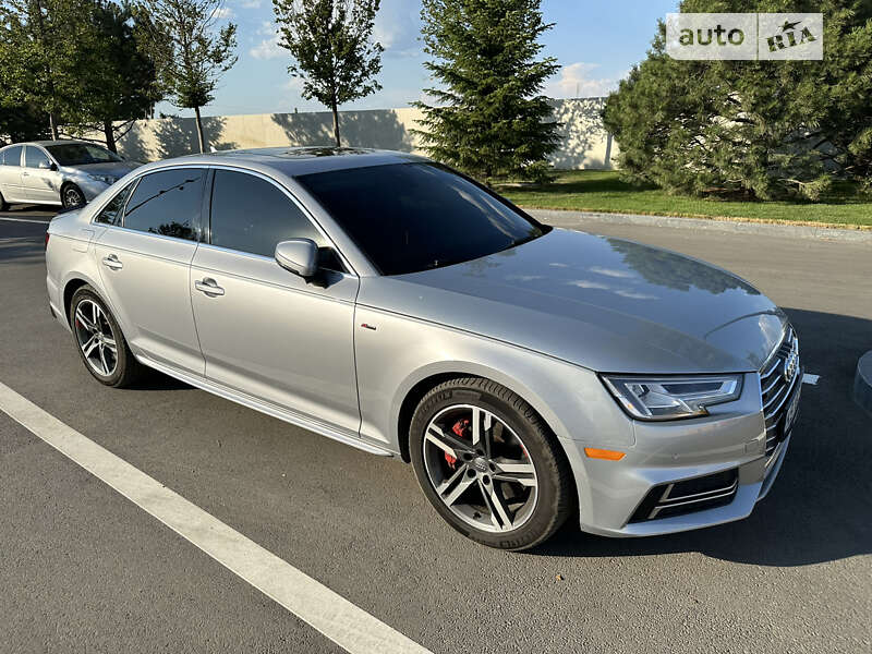 Седан Audi A4 2017 в Днепре