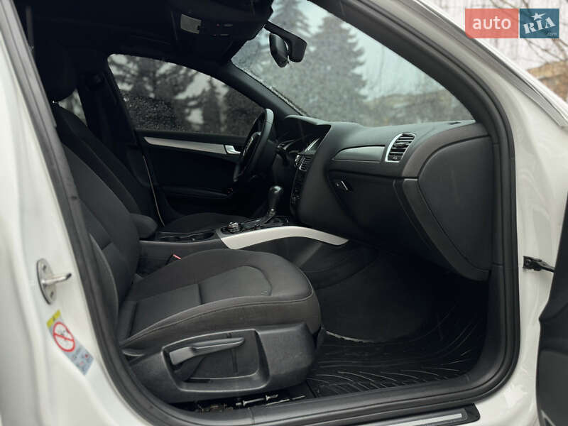 Універсал Audi A4 2011 в Чернівцях