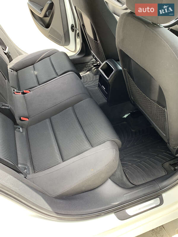 Універсал Audi A4 2011 в Чернівцях