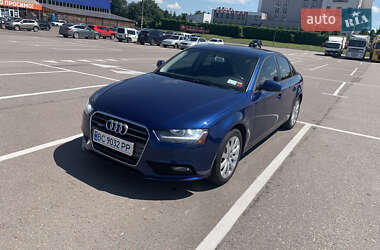 Седан Audi A4 2013 в 