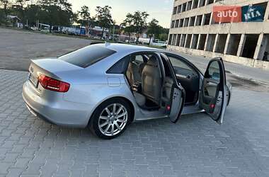 Седан Audi A4 2012 в Тернополі