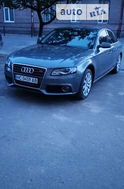 Седан Audi A4 2011 в Львові