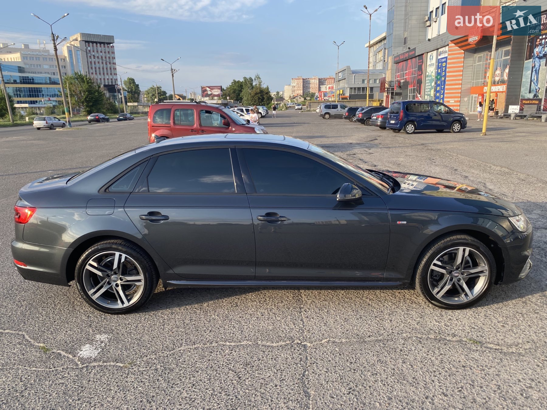 2016 Audi A4 - мініатюра 5