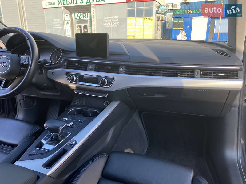 Седан Audi A4 2016 в Харькове