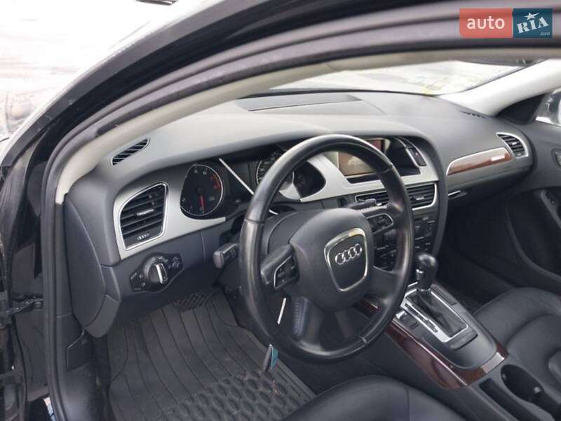 Седан Audi A4 2011 в Умани