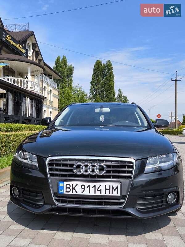 Універсал Audi A4 2011 в Сарнах