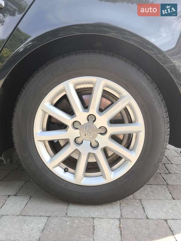 Універсал Audi A4 2011 в Сарнах