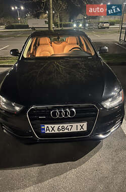 Седан Audi A4 2015 в Ивано-Франковске