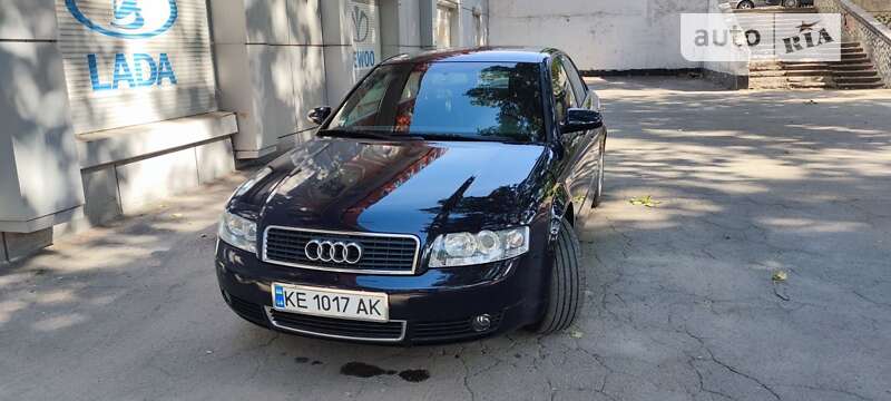 Седан Audi A4 2003 в Днепре