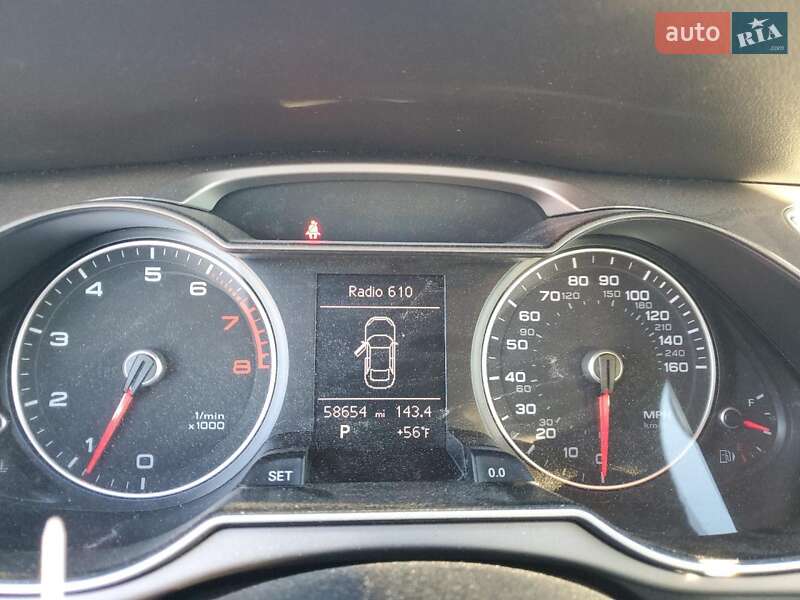 Седан Audi A4 2013 в Львове