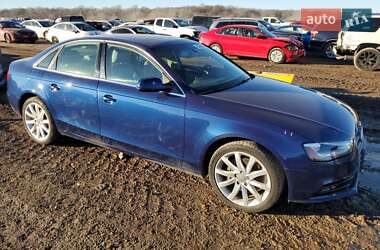Седан Audi A4 2013 в 