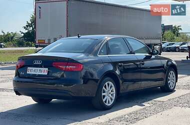 Седан Audi A4 2012 в 