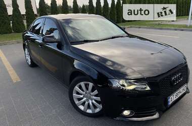 Седан Audi A4 2012 в Ивано-Франковске