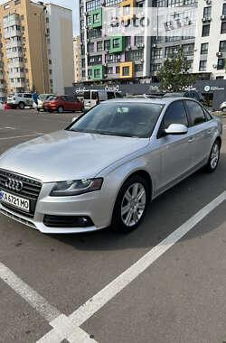 Седан Audi A4 2010 в Вишневом