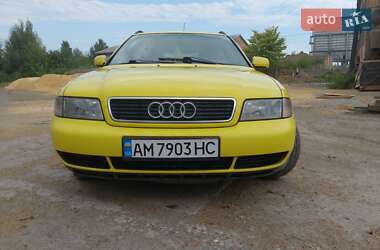 Універсал Audi A4 1998 в Звягелі