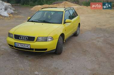 Універсал Audi A4 1998 в Звягелі