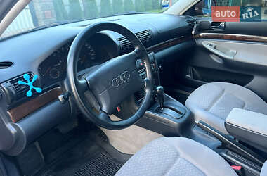 Седан Audi A4 1997 в Луцьку