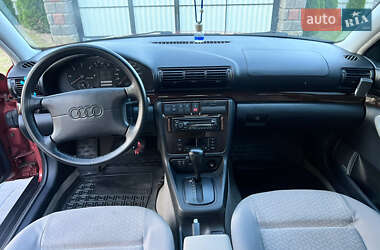 Седан Audi A4 1997 в Луцьку