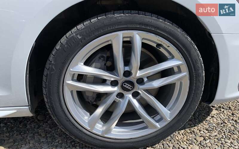 Седан Audi A4 2020 в Коломые