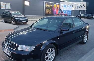 Седан Audi A4 2002 в Золочеві