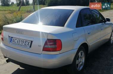 Седан Audi A4 1999 в Торчині