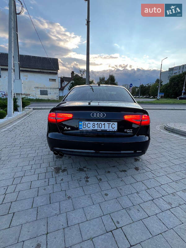 Седан Audi A4 2012 в Дрогобичі