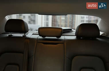 Седан Audi A4 2014 в Днепре