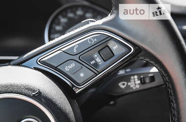 Седан Audi A4 2019 в Хусте