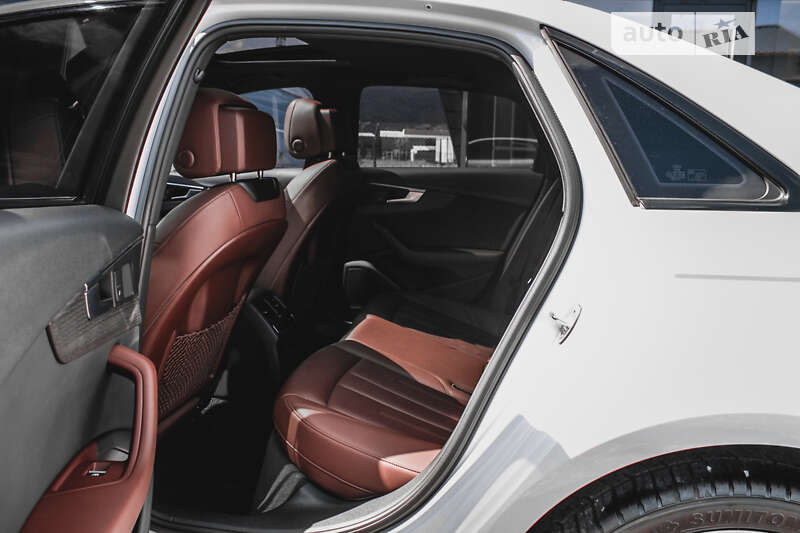 Седан Audi A4 2019 в Хусте