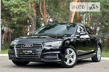 Седан Audi A4 2017 в Киеве