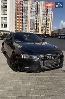Седан Audi A4 2014 в Днепре