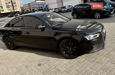 Седан Audi A4 2014 в Днепре