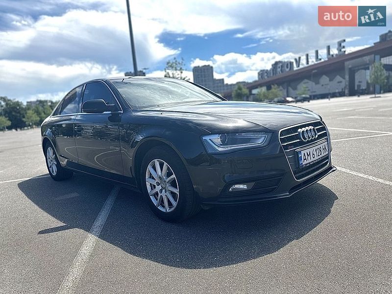 Универсал Audi A4 2014 в Киеве фото Универсал Audi A4 2014 в Киеве